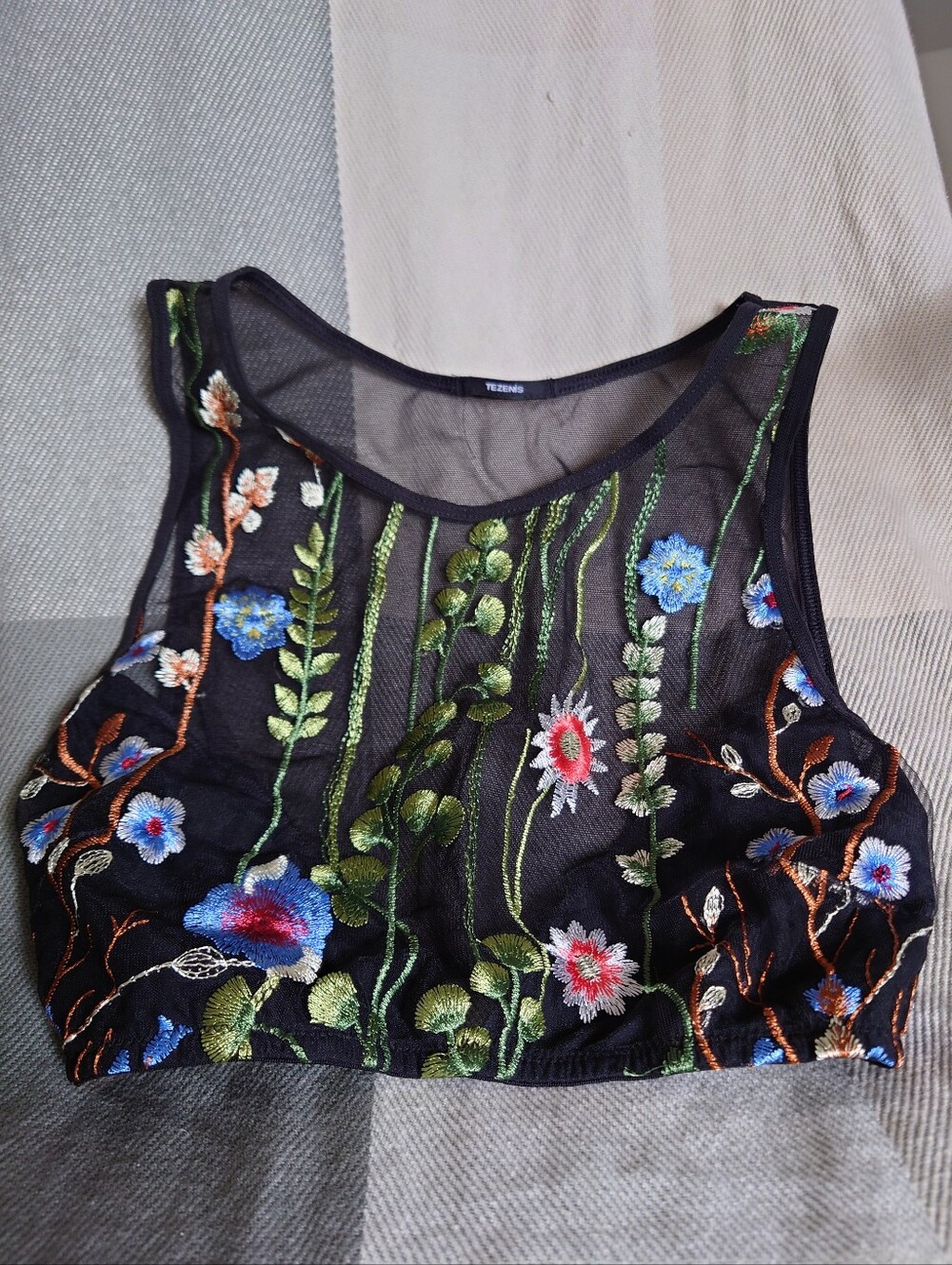 Tezenis sheer black top with embroidered flowers Sz XXS-XS